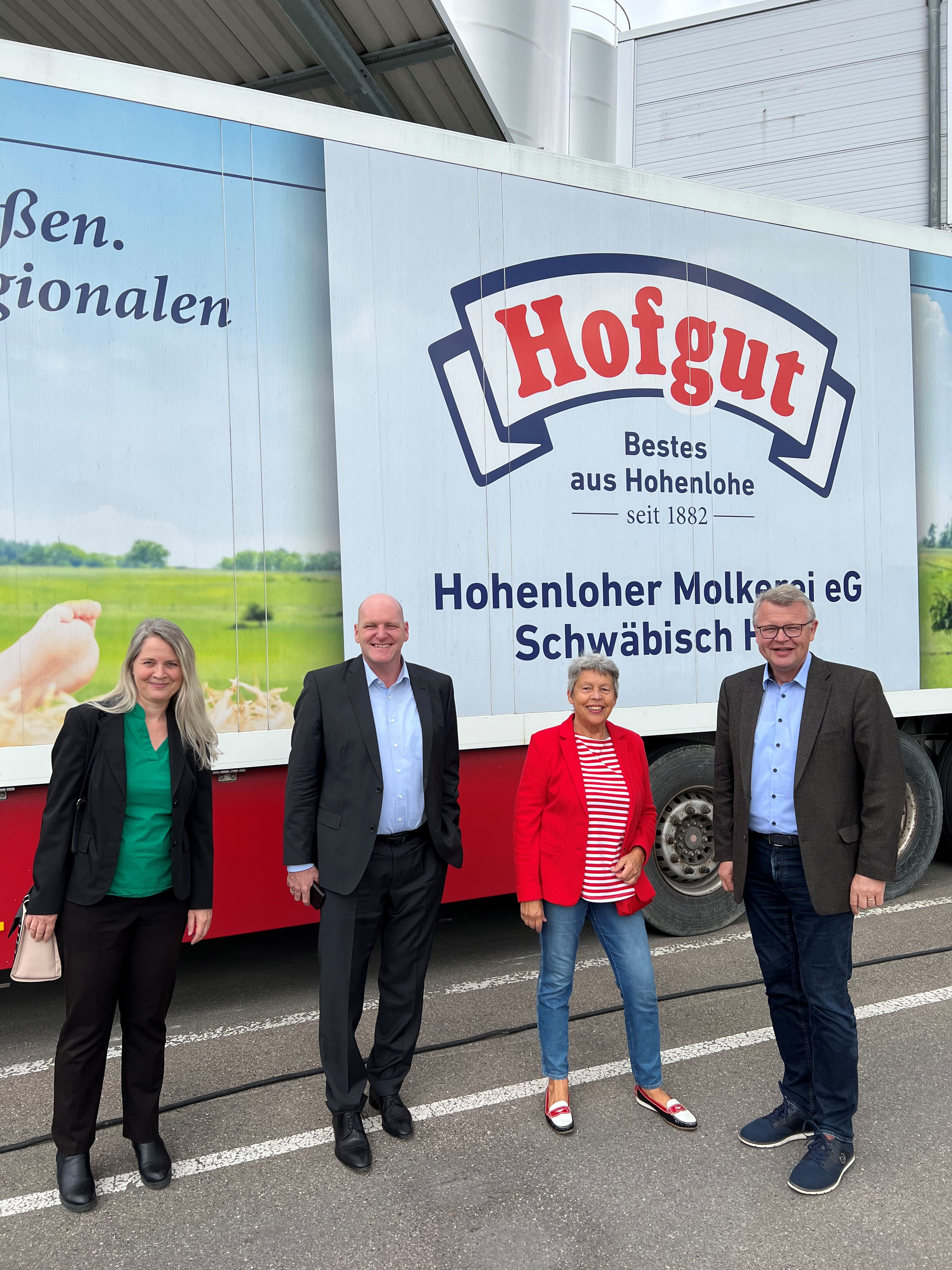 Silvia Hapke-Lenz (FDP OV SHA), Stephen Brauer MdL, Ruth Striebel (FDP Stadträtin), Martin Boschet (GF)